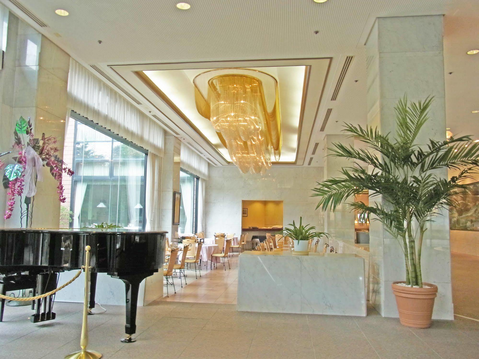 Hotel Pearl Garden Такамацу Екстериор снимка