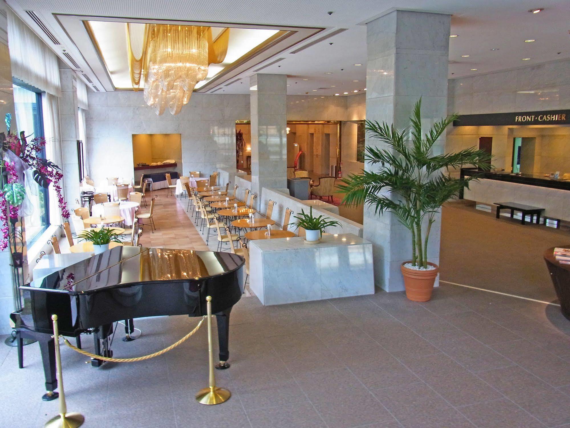 Hotel Pearl Garden Такамацу Екстериор снимка