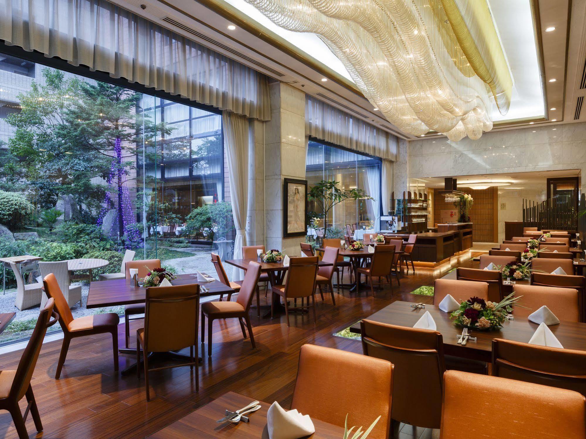 Hotel Pearl Garden Такамацу Екстериор снимка