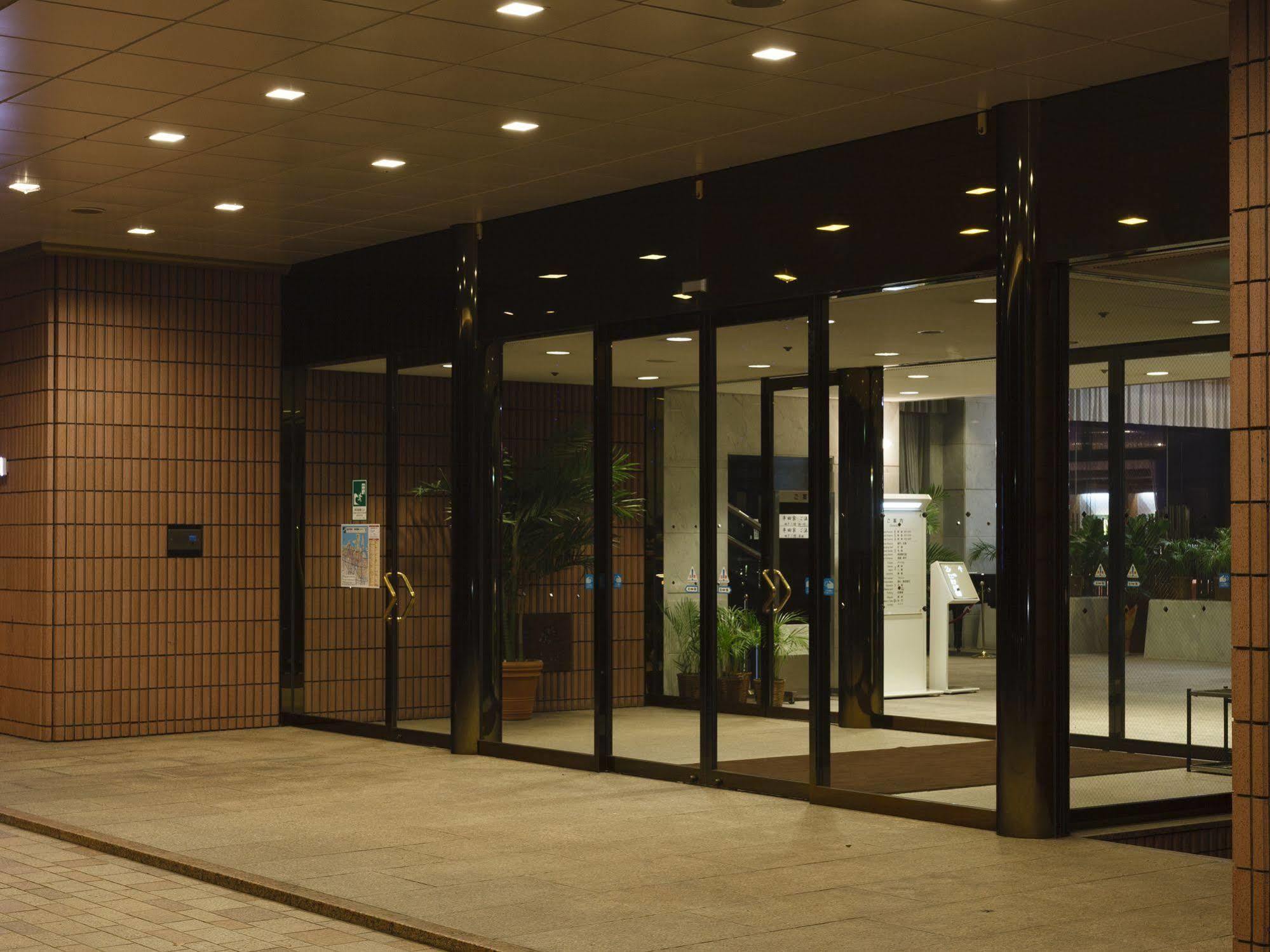 Hotel Pearl Garden Такамацу Екстериор снимка